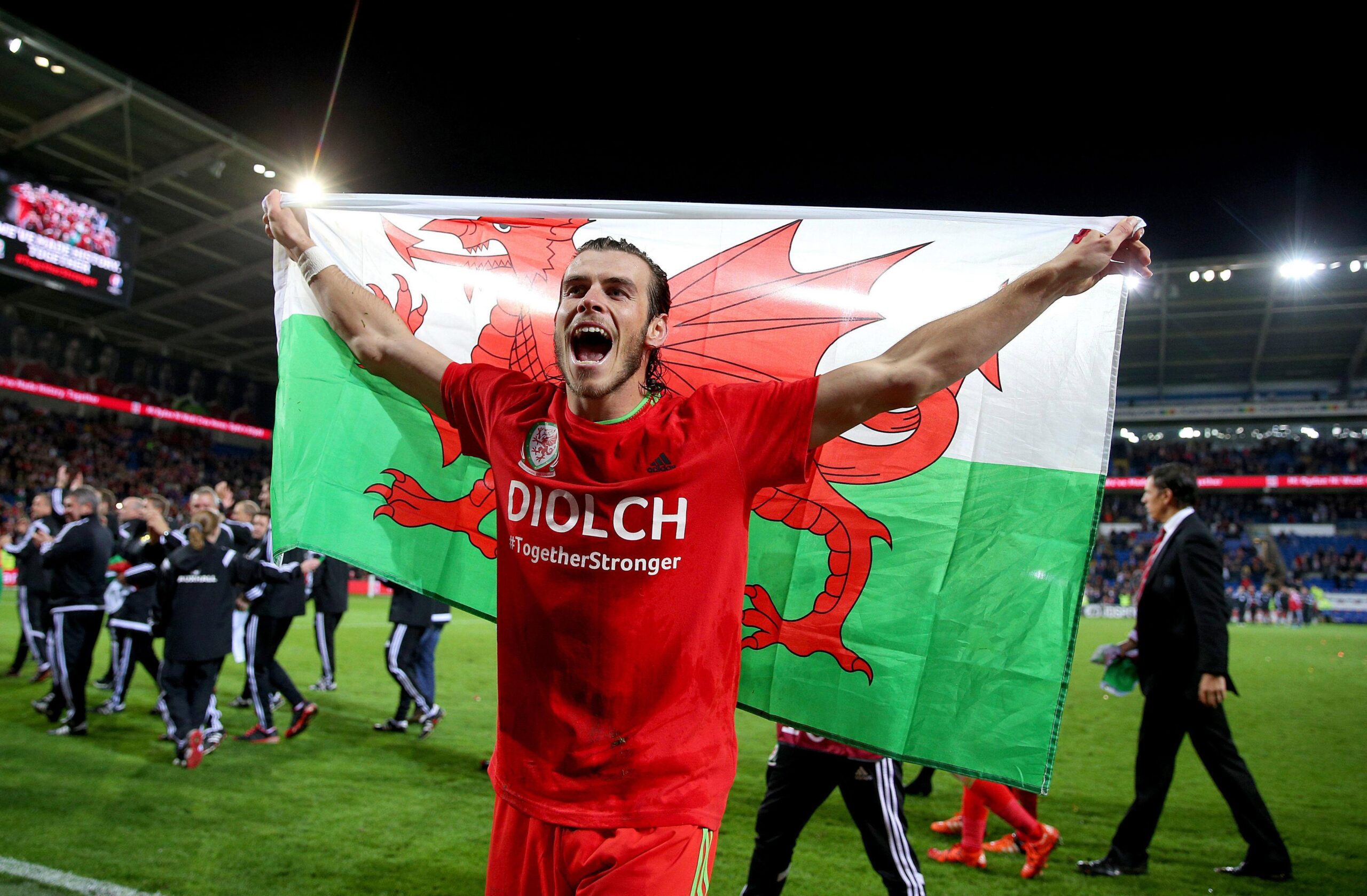 Cardiff City Transfer Roundup: Gareth Bale to sign for Bluebirds?