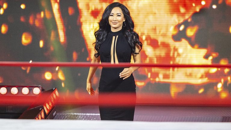 Gail Kim Would Come Out Of Retirement To Wrestle Mickie James